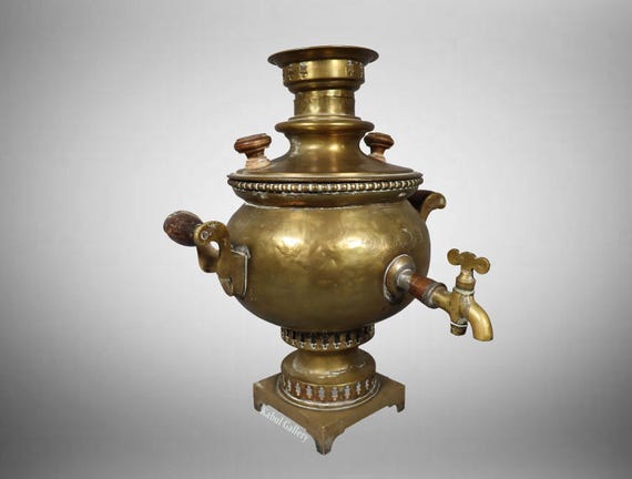 アンティークで希少なロシア製真鍮製丸型木炭サモワール、メダリオン4