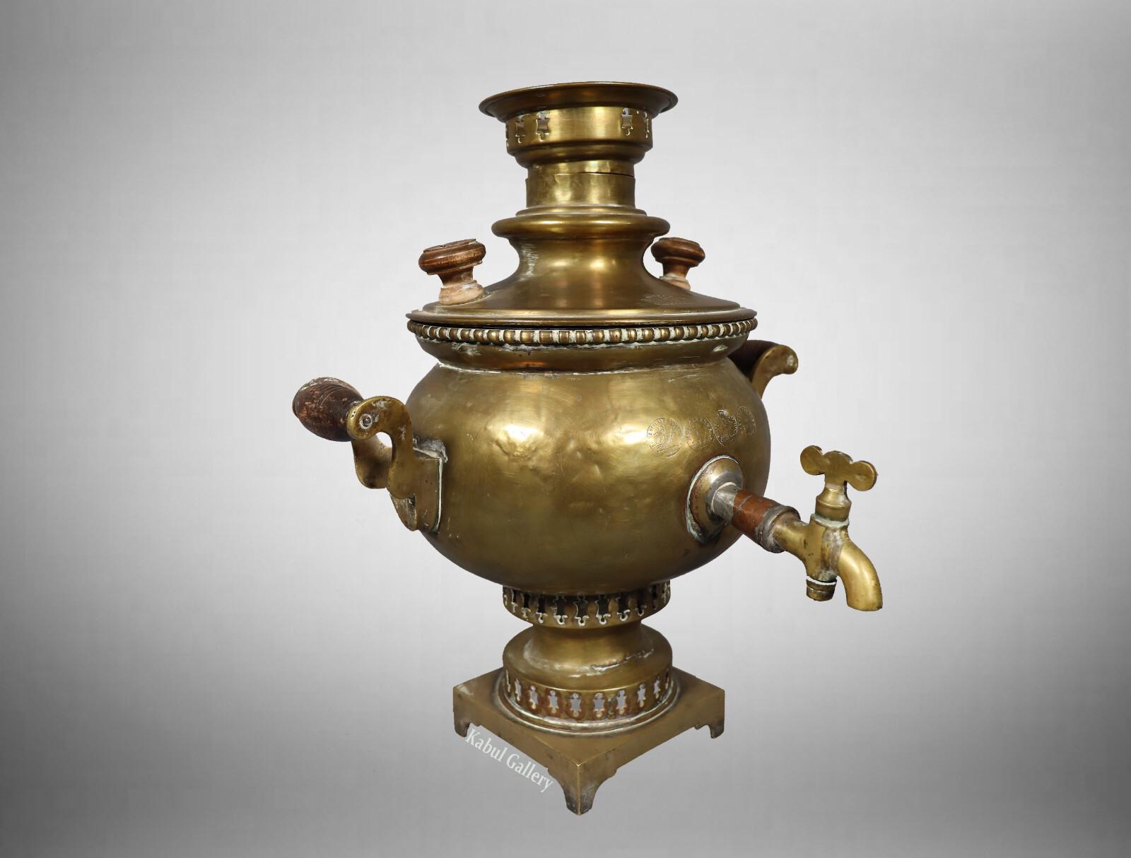 アンティークで希少なロシア製真鍮製丸型木炭サモワール、メダリオン4