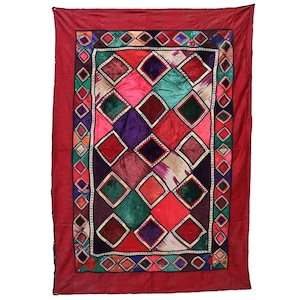 195 x 130 cm Antique Richement Brodé Lakai Broderie Quilts Patchwork Tenture Murale d'Asie Centrale Ouzbékistan Patchwork Afghanistan N° : UZ12