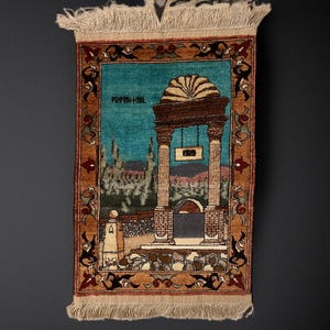 90 x 60 cm  nomadic hand-knotted Afghan Silk wallrug withe Royal Gardens and King Amanullah’s Victory 1919 Arch Paghman Afghanistan