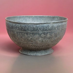 Antique Engraved Large islamic Tinned Copper  Bowl, 18/19th C. from Afghanistan No:18/37
