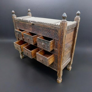 antique 19th century orient vintage cedar wood treasure Dowry Chest from Nuristan Afghanistan Pakistan (swat vally ) No:9