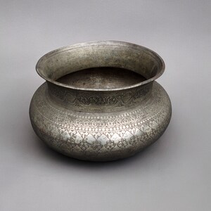 Antique Engraved Large islamic Tinned Copper  Bowl, 18/19th C. from Afghanistan tas No:18/32