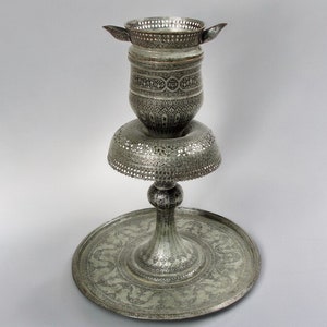 Lampe à huile antique en cuivre étamé d&#39;orientation islamique Afghanistan début du 20e siècle. N° : 17/125