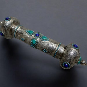 Extravagant handgearbeitete orientalische islamische Neusilber Schriftrollenbehälter dose mit Lapis lazuli und Türkis  aus Afghanistan