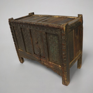 antique 19th century orient vintage wooden nomadic yurt treasure Dowry Chest from  Afghanistan turkmenistan No:22/4