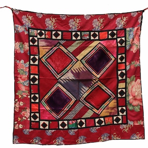 85 x 82 cm Antique Richement Brodé Lakai Broderie Quilts Patchwork Tenture Murale d'Asie Centrale Ouzbékistan Patchwork Afghanistan N° : UZ3