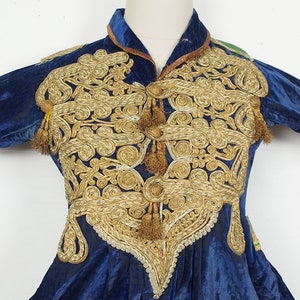 Antique Hazara Womens velvet gown, adorned with couched gold thread. image 5