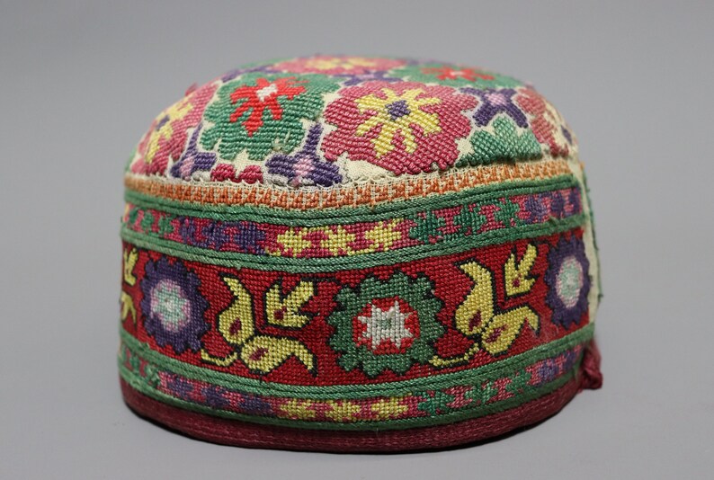 Gilgit Cap Antique Hand Embroidered Women’s Caps and Ceremonial Headdress From ...