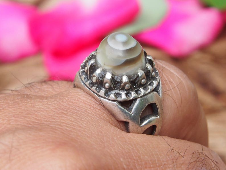 Antique Handmade Silver Eyeagate Stone Statement Ring From Etsy