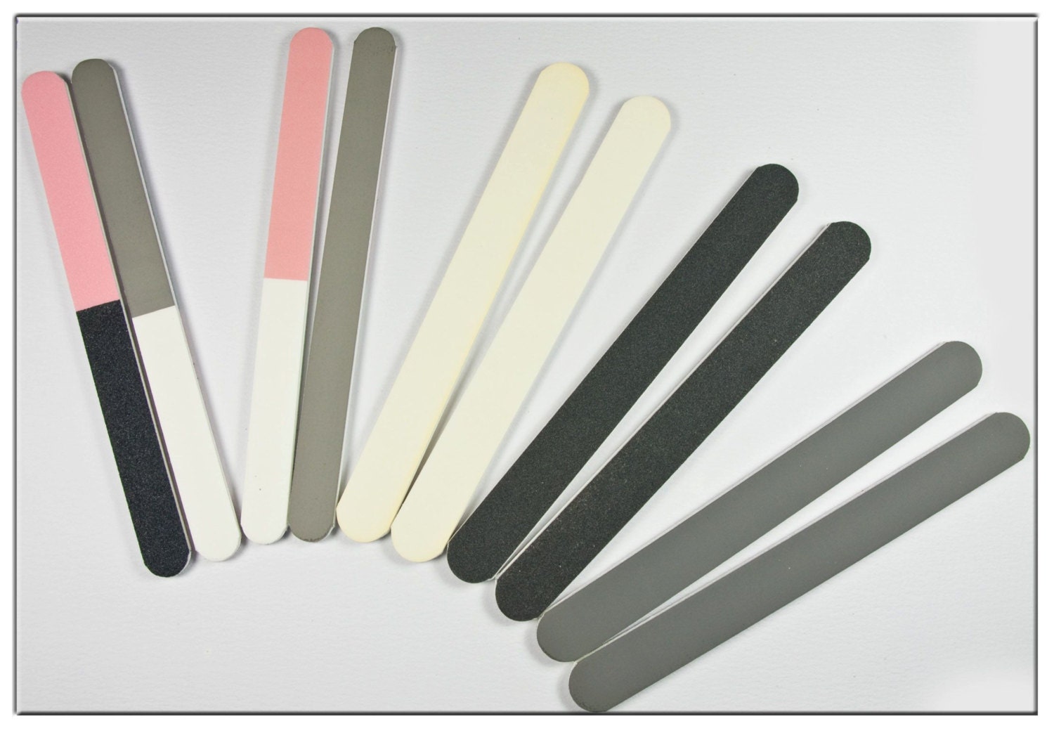 thumbnail image 2 of Ammo By Mig Jiminez Polishing Sanding Stick – 2 Grits 400/4000, AMIG8566 2 of 6