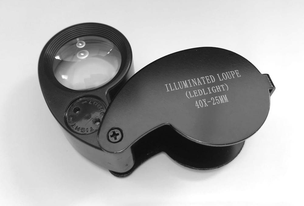 40X Metal Illuminated Jewelry Loop- Magnifier Pocket Folding Magnifying  Glass Jewelers Eye Loupe w/ LED & Keychain Hole