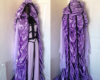 Lily Munster coffin cape, cloak, Munsters, Gothic, Spooky, Vampire, Hammer Horror, Witch, Pagan, Goth, Halloween, Satin Cape,Cosplay,Costume