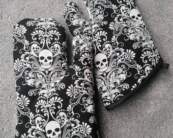 Witchy Oven Gloves, Gothic, Oven Mitts, Halloween, Spooky Gift, Goth Kitchen, nevermore, spiderweb, Moon, Pagan Home, Witch, cats, Homeware