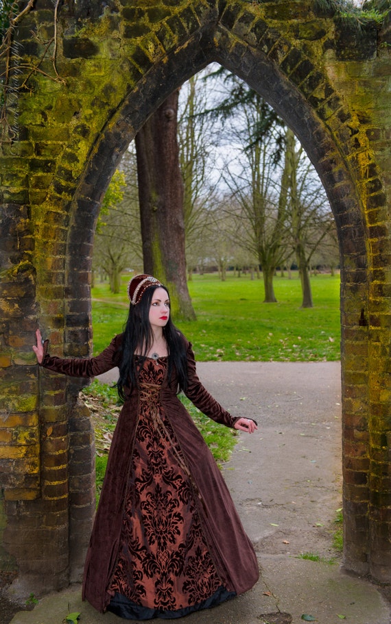 Renaissance Dress - *all colours ,Gothic dress, Tudor dress, Pagan, Medieval dress, Renfaire, Cosplay, Larp, Handfasting, Pagan, Reenactment