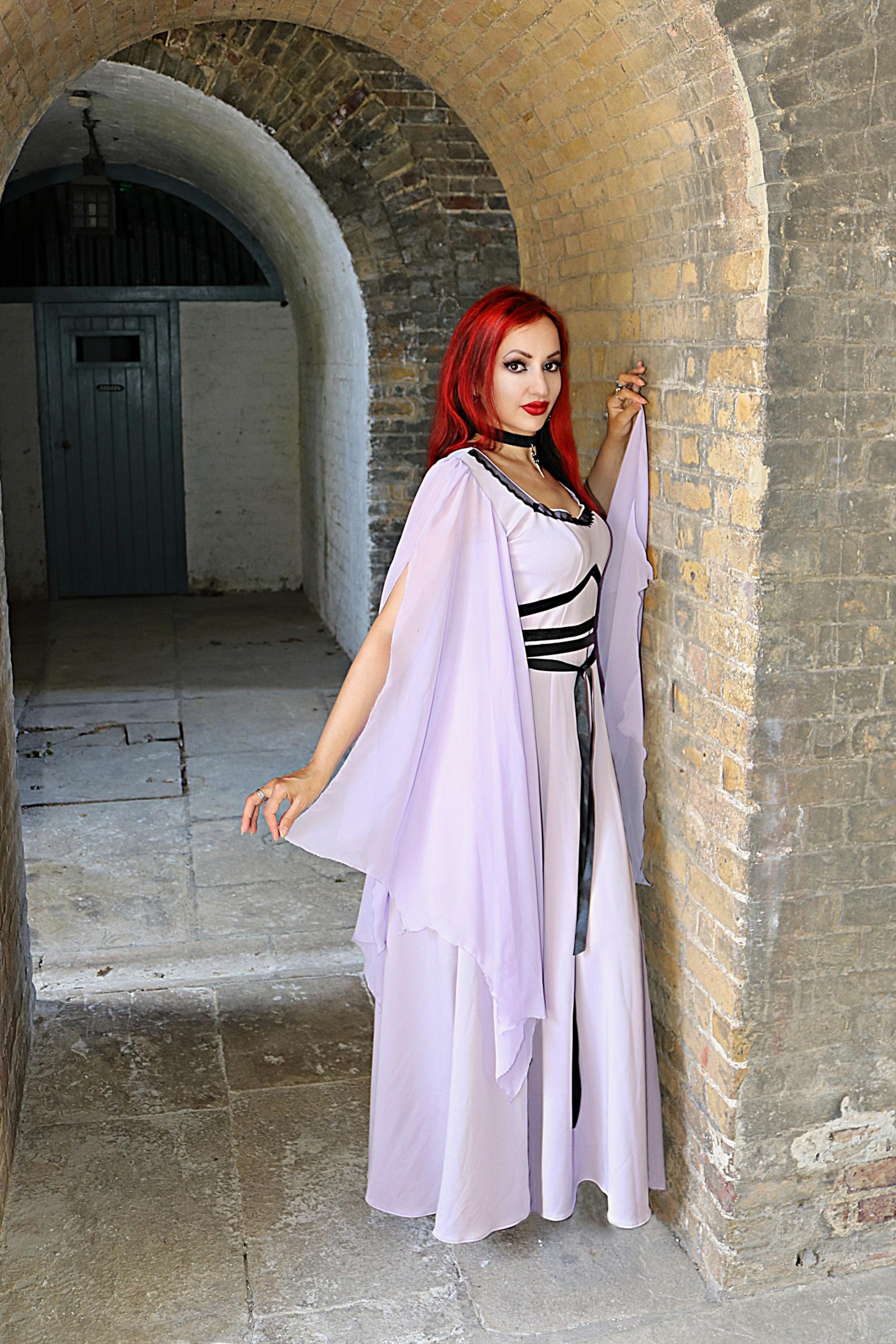 Lily Munster Dress, *PLS PROVIDE MEASUREMENTS!* Halloween, Gothic, Vampire  Bride, Goth, Spooky Witch, Hammer Horror, Cosplay, Dracula, Pagan - Etsy  Denmark