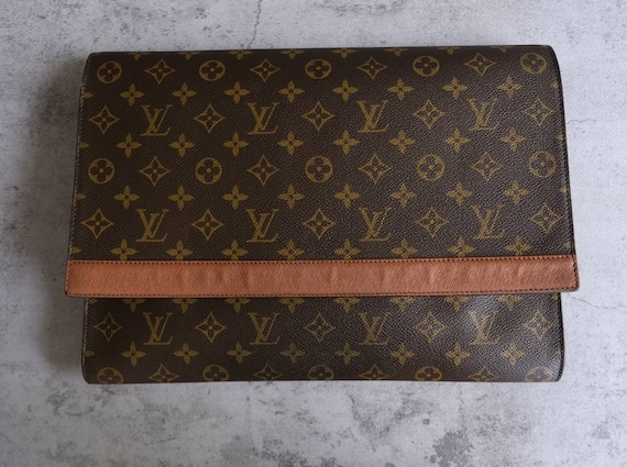 Louis Vuitton Pochette Business Flap Envelope Clutch