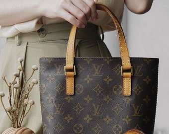 Louis Vuitton Vavin Pm, One year review, What fits?