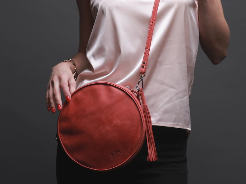 CROSSBODY BAG Crossbody Purse Round Bag Crossbody Leather Etsy