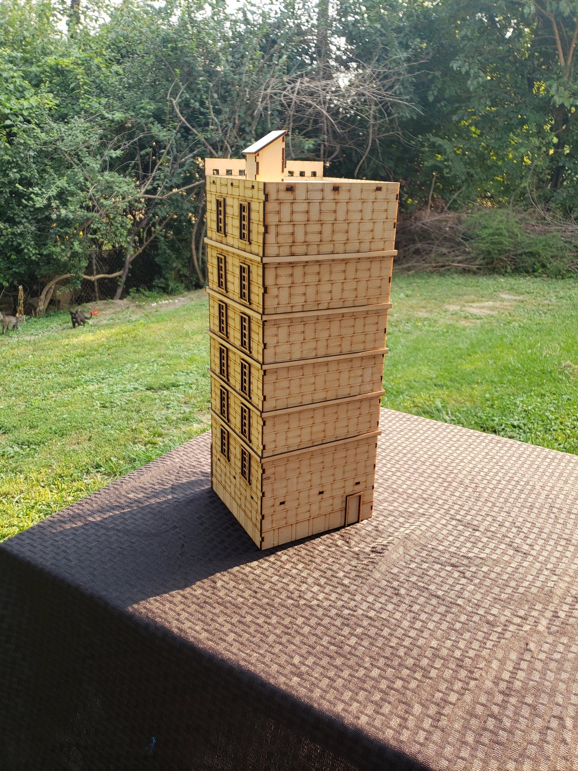 O Scale Apartment Model Railroad Train Kit Building Etsy