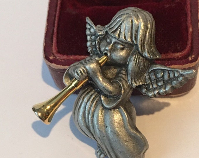 Vintage Cupid Brooch, Angel brooch, Vintage Angel Brooch, Cupid Pin, angel pin, Angel Jewellery, Cupid Jewellery.