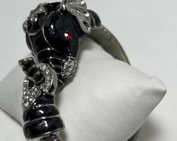 Vintage Elephant bracelet, elephant bracelet, elephant jewellery, elephant costume bracelet, elephant bangle, rare design piece