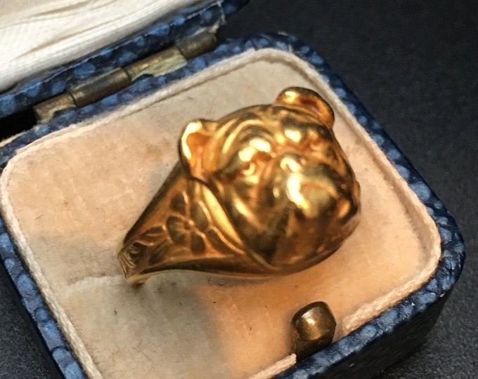 Vintage Dog Ring,  Askew designer dog ring, Animal Jewellery, Dog Jewellery, a dog lover's dream.