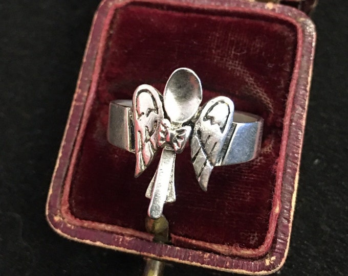 Vintage Angel Ring, Angel Ring, Vintage Silver Angel Ring, Silver Ring, Angel Jewellery, Rare Ring, magical piece.