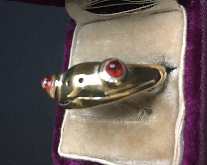 Vintage Frog Ring, Sterling Ring, Costume Frog Ring, Frog Jewellery, Frog Ring, Animal Ring, Vintage Ring, fantastic statement piece.