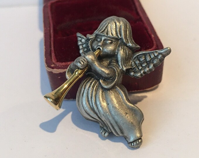 Vintage Cupid Brooch, Angel brooch, Vintage Angel Brooch, Cupid Pin, angel pin, Angel Jewellery, Cupid Jewellery.