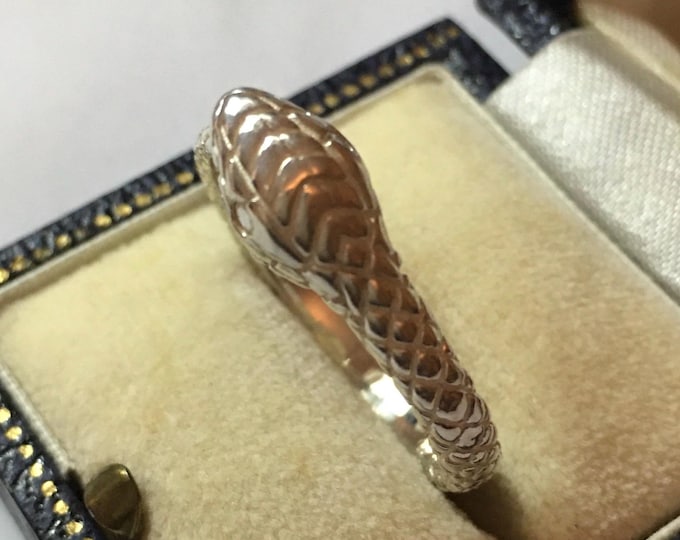 Snake Ring, Silver Snake Ring, Silver Snake Ring, Vintage Silver snake ring, snake jewellery, design piece.