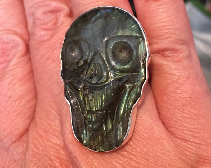 Vintage Skull Ring, Labradorite Skull Ring, Sterling Skull Ring, Carved Skull Ring, Rare skull jewellery, magical rare ring