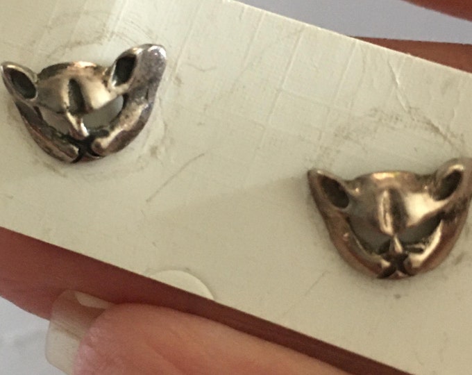 Vintage Cat earrings, Silver Cat Earrings, Cat Jewellery, Cat Head Earrings, Cat Earrings, Cat earrings, Cat, fantastic design.