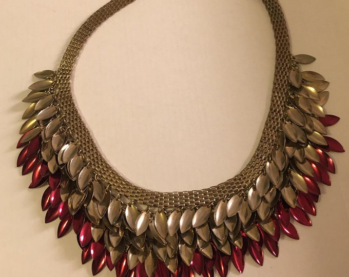 A beautiful vintage statement necklace