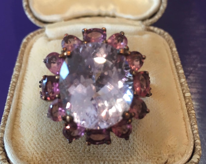 A magnificent rare vintage 9 Ct Rose Gold Kunzite Ring with magical design.