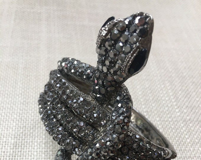 Vintage Snake Bracelet, Costume Snake Bracelet, Snake Jewellery, Vintage Snake Bangle, snake Bracelet, Vintage Snake Bangle.