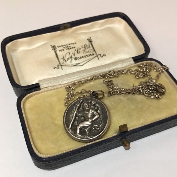 Vintage Silver Religious Necklace, St Christopher pendant, silver Chrisitian jewellery, fantastic Piece