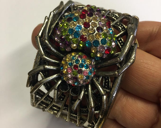 Vintage Spider Bracelet, Spider Bangle, Halloween, Spider Jewellery, Spider Bangle, Vintage Spider Cuff, Striking Design.