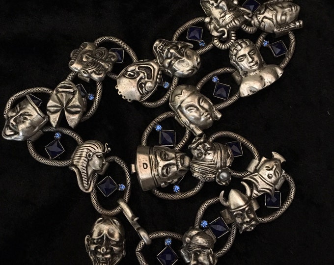 Vintage Face Necklace, Vintage Necklace, Deluxe Jewellery, Face Jewellery, Rare design necklace, collector's piece.