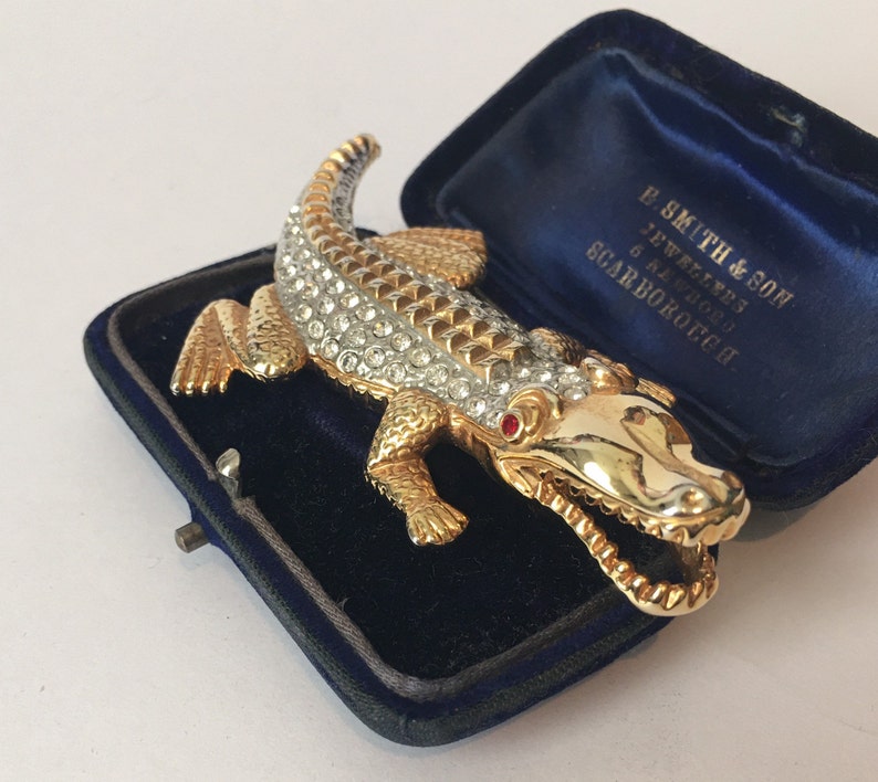Animal pin Crocodile Jewellery Vintage Aligator Brooch Crocodile Jewelry Vintage Crocodile brooch Aligator Pin. Rhinestone Crocodile