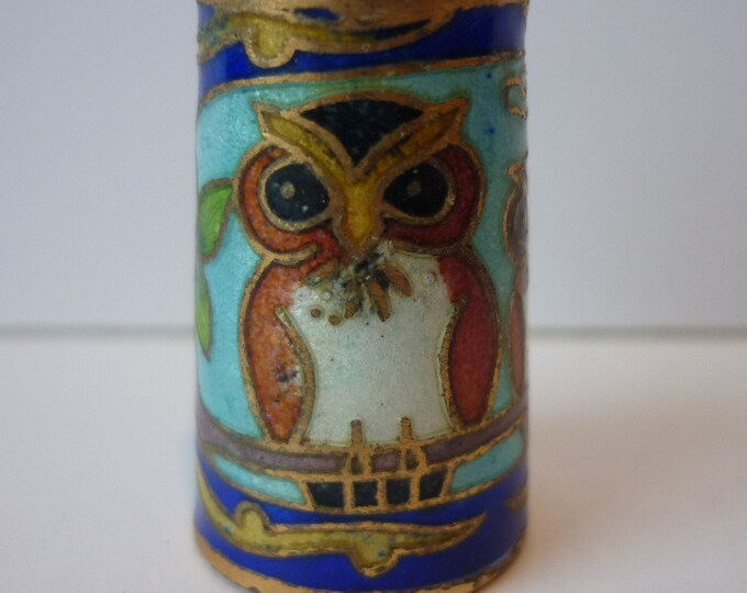 Vintage Owl Thimble, Vintage bird thimble, cloisonne owl thimble, bird head thimble, Owl thimble, Cloisonne thimble, beautiful piece