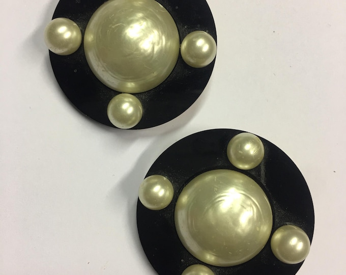 Vintage Chanel Earrings, Chanel Earrings, Chanel Jewellery, Elegant rare fabulous Design