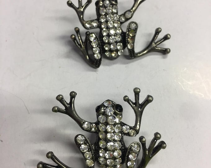 Vintage Frog earrings, Frog Earrings, Artisan Frog earrings, Frog jewellery, frog design earrings, divine.