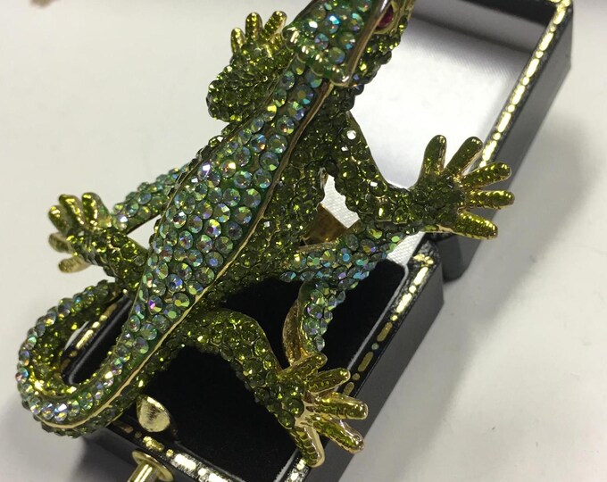 Vintage Lizard Ring, Bulter and Wilson Ring, Gecko Ring, Salamander Ring,  Lizard Ring, Lizard Jewellery, exquisite design piece.