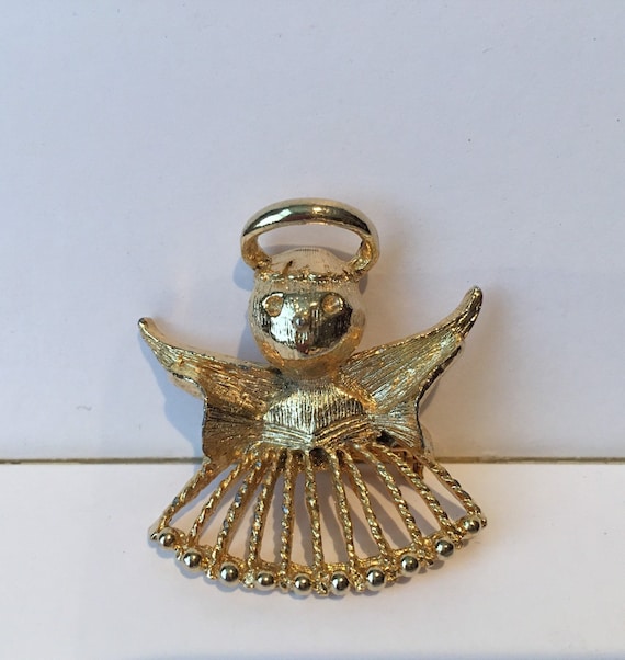 Vintage Angel Brooch Vintage Angel Brooch Gold Cupid Pin Angel Pin Angel Jewellery Cupid Jewellery Charming Design. Etsy Canada