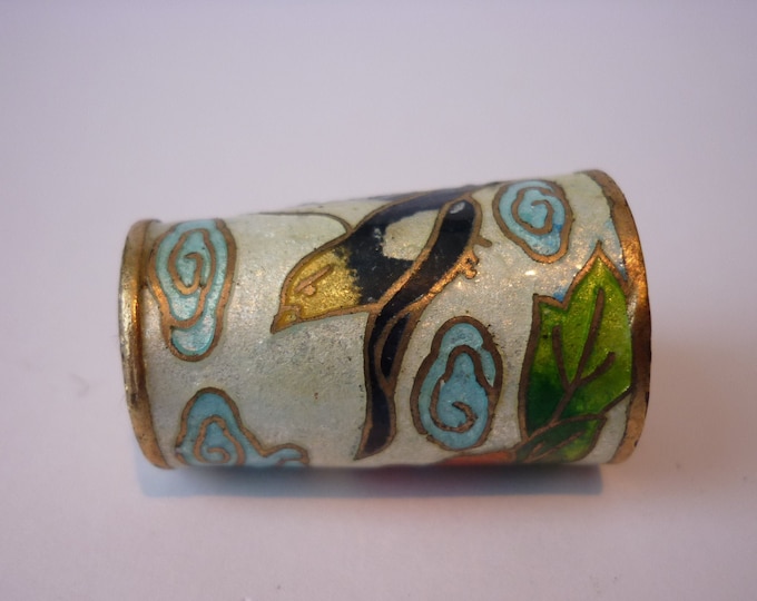 Vintage Bird thimble, Cloisonne Bird thimble, Bird head thimble, Bird thimble, Cloisonne thimble, beautiful piece.