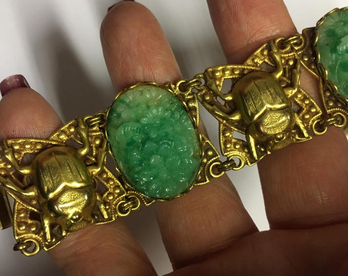 Magnificent rare vintage bracelet with breath taking design by the most famous designer Askew.