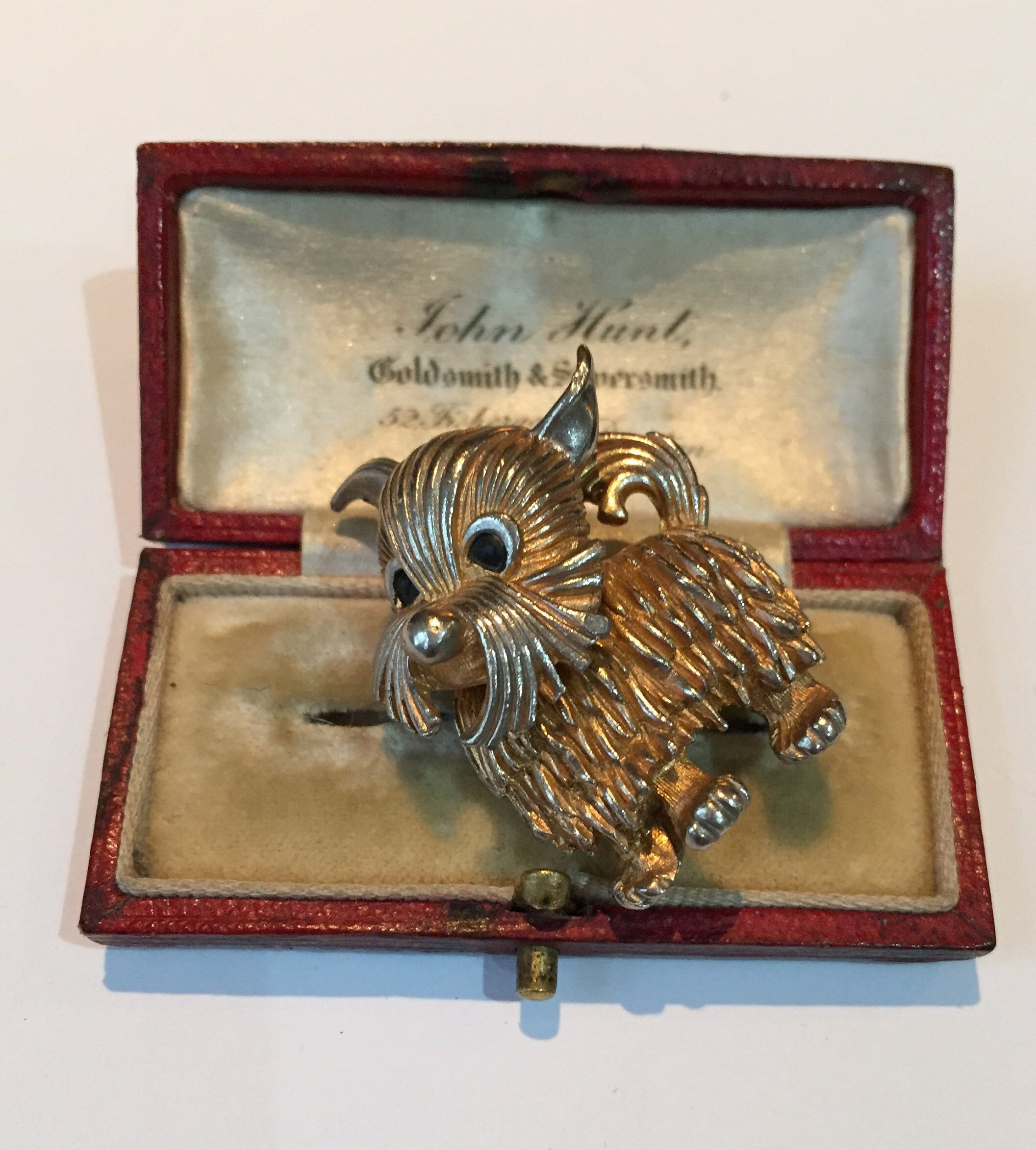 Vintage Dog Brooch, Dog Brooch, Vintage brooch, Dog jewellery, Dog design pin, fantastic piece