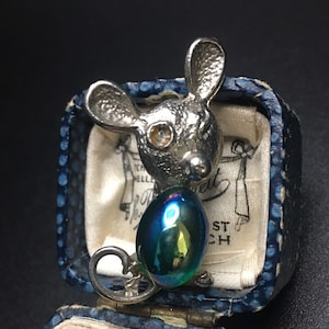 Vintage Mouse brooch, Mouse Brooch, Mouse Jewellery, Mouse Pin, Mouse brooch, Animal pin, great costume piece.