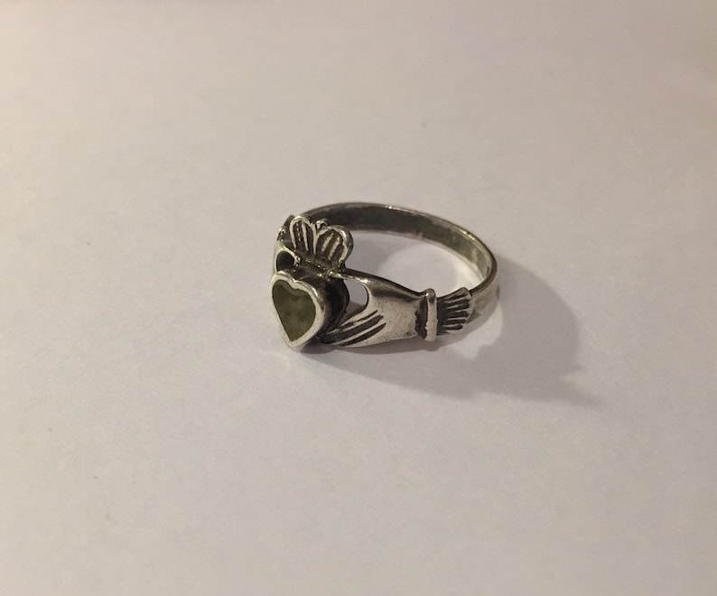 vintage claddagh ring Silver hand ring claddagh ring vintage hand ring Fede ring heart ring rare design. Vintage Hand ring